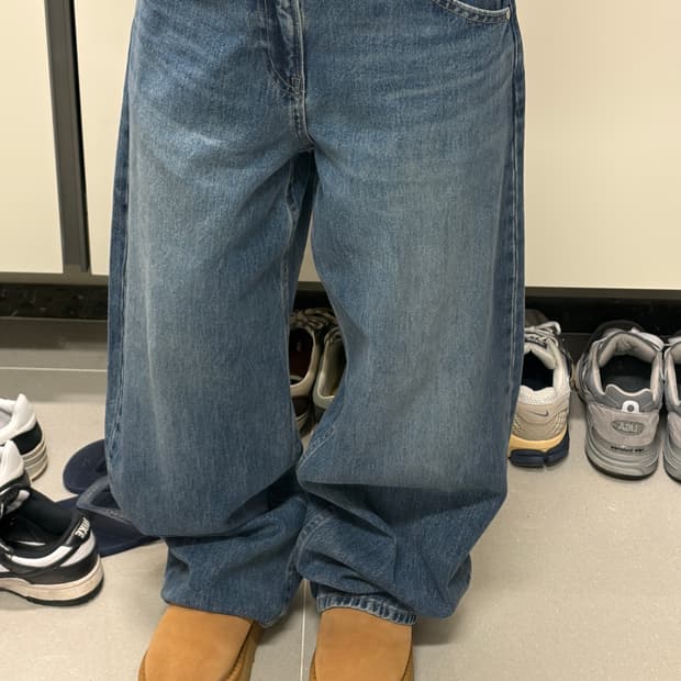 유니클로 배기커브진