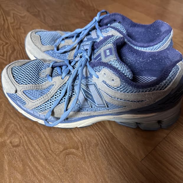 뉴발란스 오라리 1906R