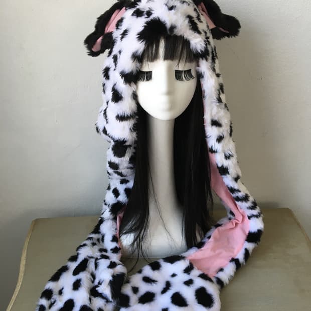 dalmatian hood muffler