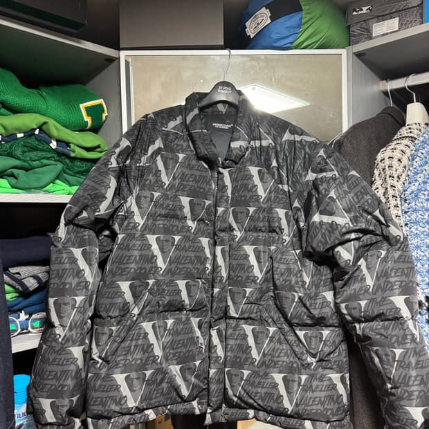 언더커버x발렌티노 패딩팝니다