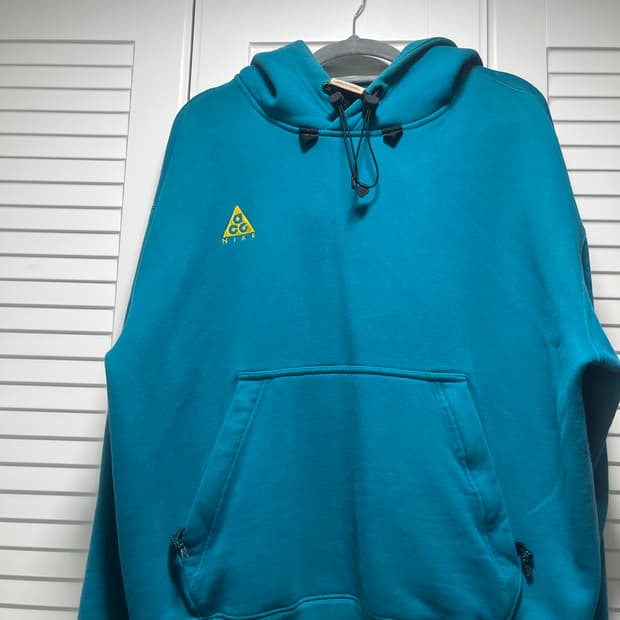 나이키 ACG 써마핏 플리스 풀오버 후드티 M size