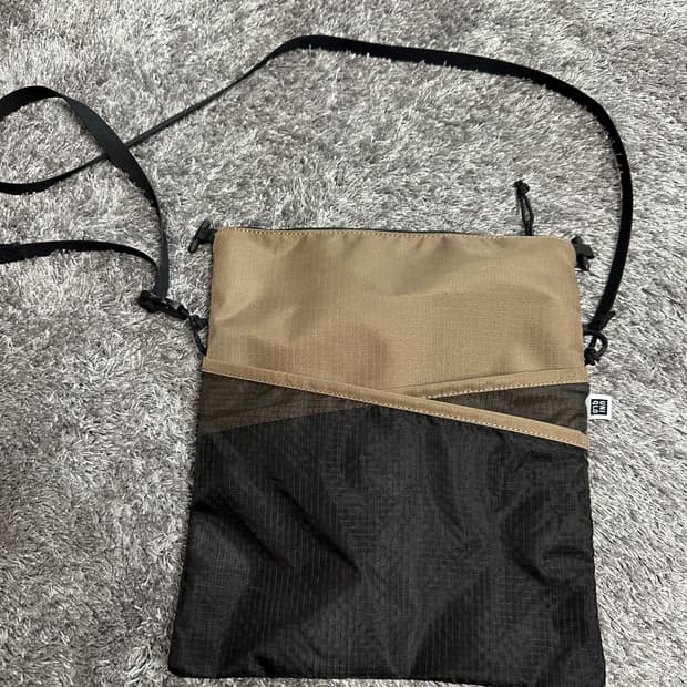 유니클로 x 헬리녹스 사코슈 백 가방 미니백