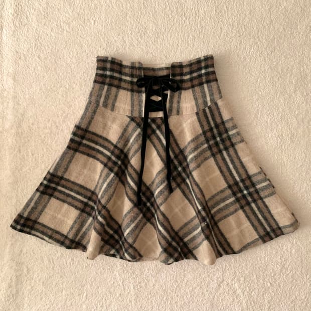 체크 아일렛 스커트
