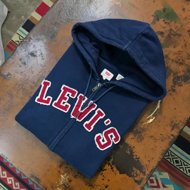 리바이스 알파벳 로고 네이비 후드집업 여성 루즈핏 남성 102 사이즈 