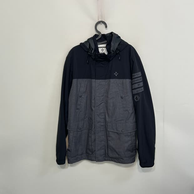 네파 이젠벅 남성 바람막이 100 상태최상