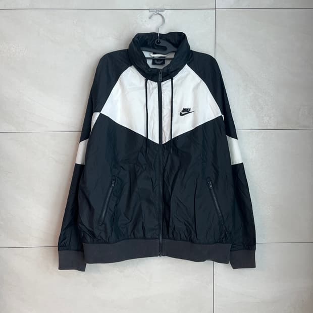 [XL] 나이키 윈드러너 바람막이 블랙/화이트