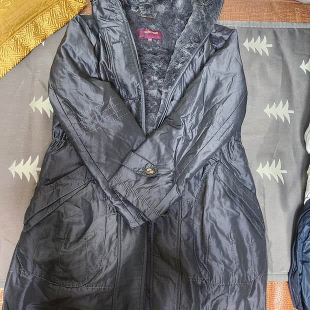 화이트호스 퍼 패딩