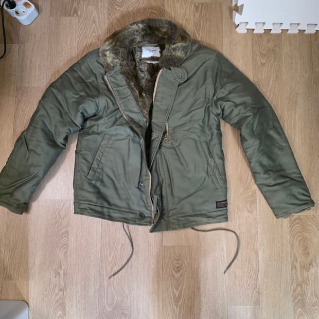 에스피오나지 Tylee USN N-1 Deck Jacket Olive