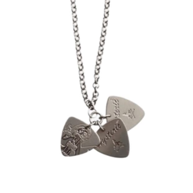 히스테릭 글래머 온 스컬 픽 목걸이