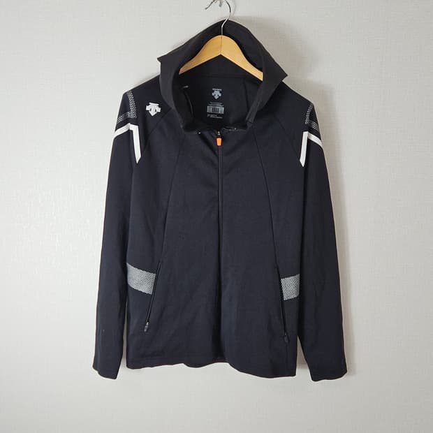 데상트 윈드테크 바람막이 자켓 F360 REROD 옴므 2XL 110