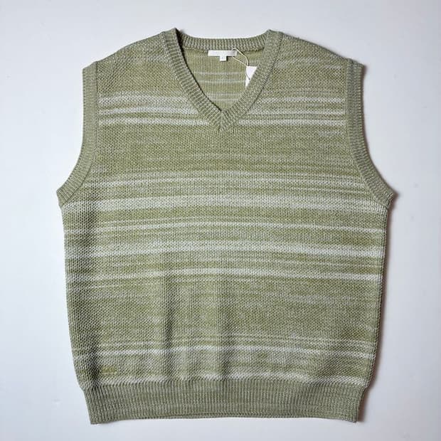 키뮤어 이레귤러 스트라이프 니트 베스트 PN9355