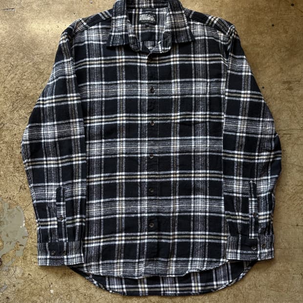 퍼스트 다운 빈티지 체크 플란넬 셔츠