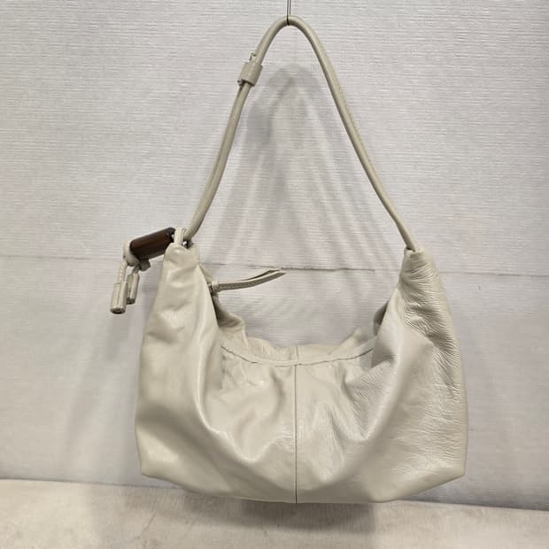 아카이브앱크 릿지 셔링 가죽 숄더백 슈가글로우