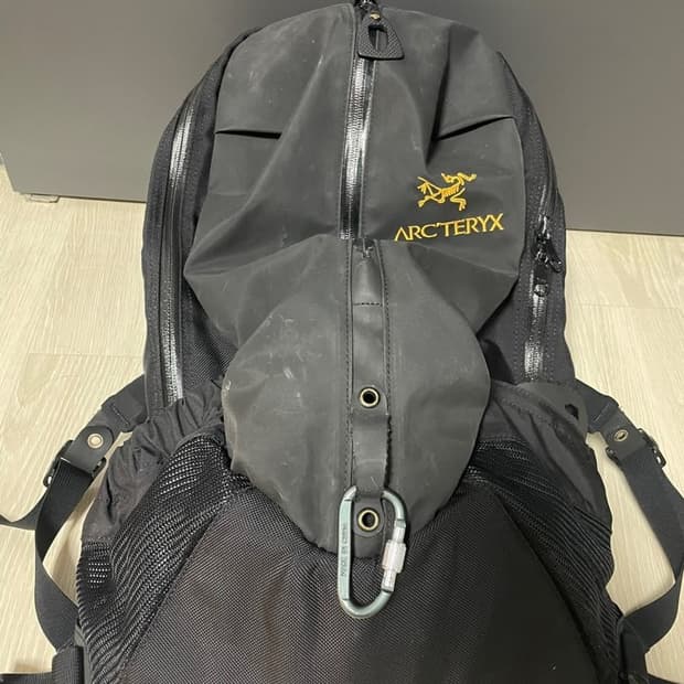 아크테릭스 아로 22