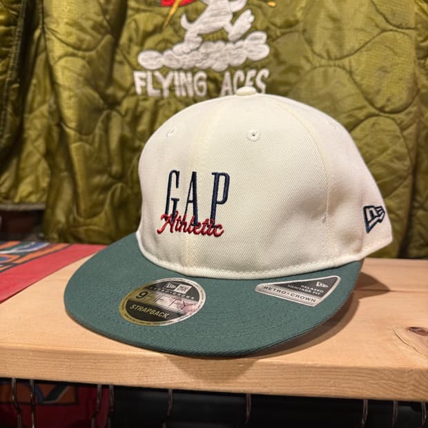 갭 x 뉴에라 볼캡