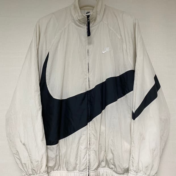 NIKE BIG SWOOSH JUMPER