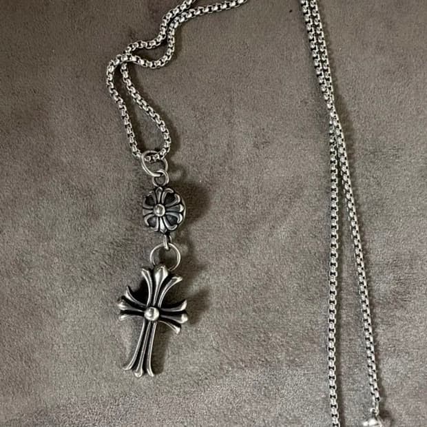 써지컬 목걸이 새상품 팝니다