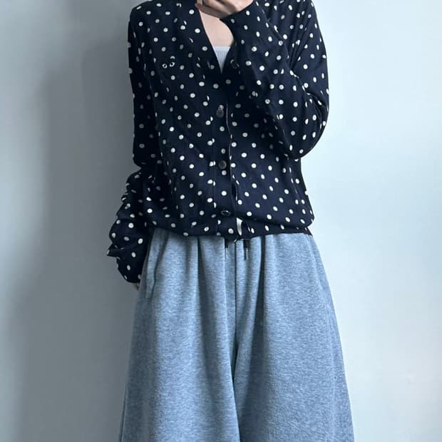 꼼데가르송 플레이 와펜 도트 패턴 니트 가디건