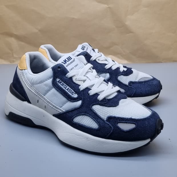아키클래식 헤리티지 조거 여성운동화230 