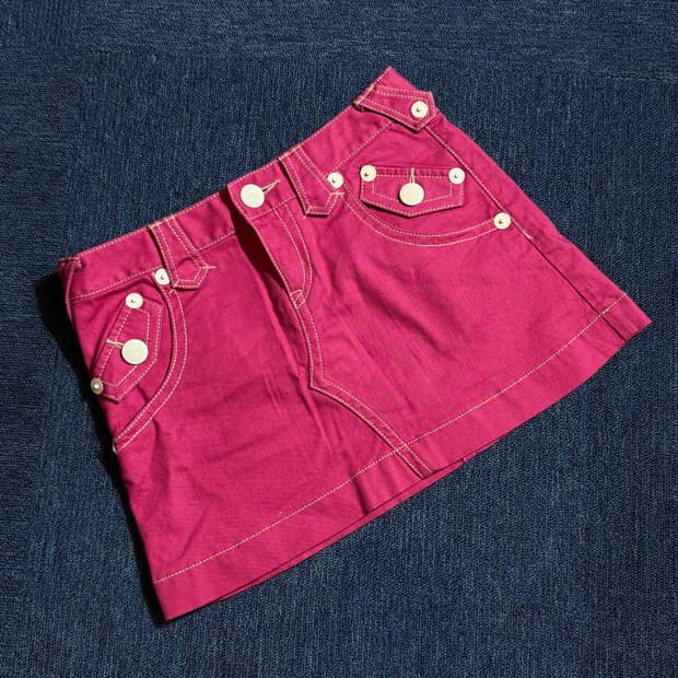 버버리 핑크 미니스커트