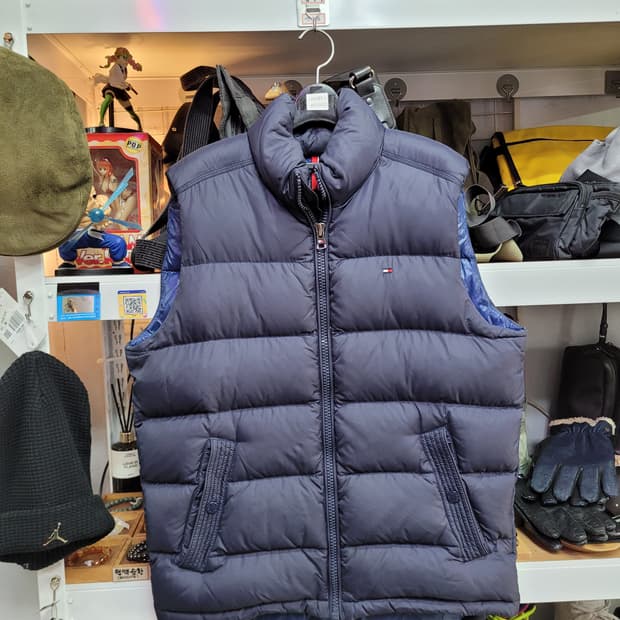 타미힐피거 네이비 패딩 조끼 (오리털)