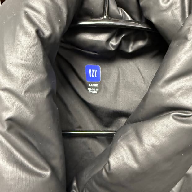 L) 이지갭 발렌시아가 라운디드패딩