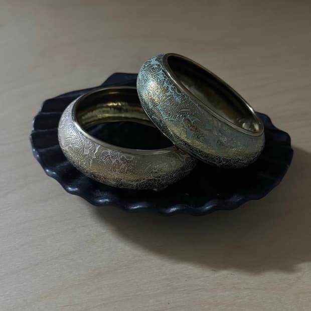Vintage Bangle Bracelet (Each)