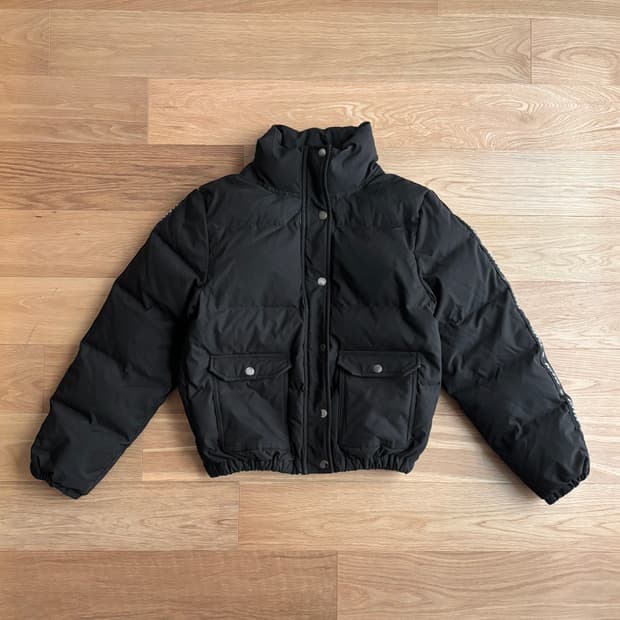 Kith 셰이 크롭 푸퍼 패딩
