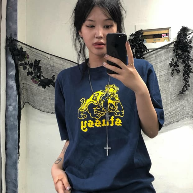 스투시 네이비 옐로우 프린팅 반팔 탑