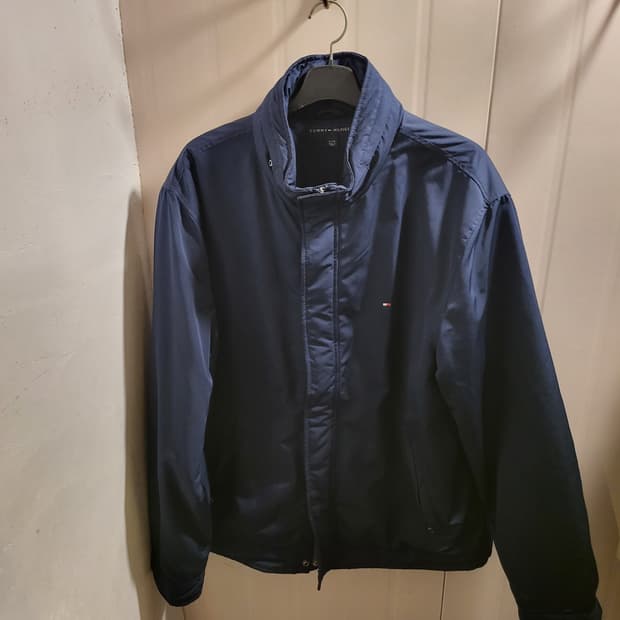 타미힐피거 네이비  봄버 자켓