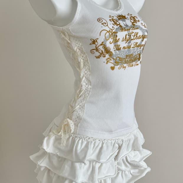 화이트 크라운 레이스업 리본 골지 슬리브리스 나시 갸루 큐빅