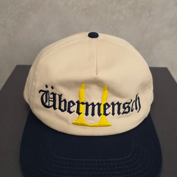 지드래곤 위버맨쉬 스냅백 인기제품 새상품