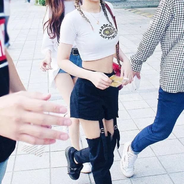 나나깔 나나st 블랙핑크 제니 가터벨트 바지 정품 skoot 스쿠웃