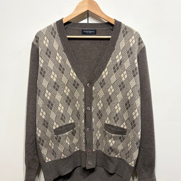 입생로랑 캐시미어 가디건