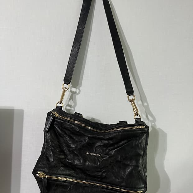 지방시 판도라백 라지