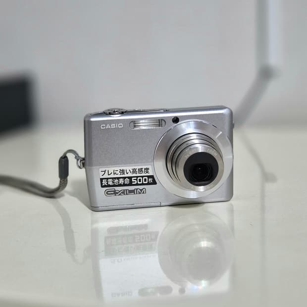 Casio 카시오 엑슬림 디카 Exilim EX-Z500