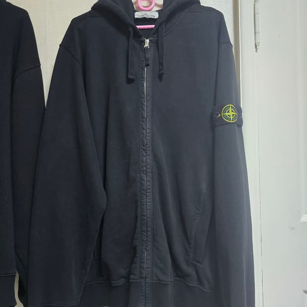 25FW 스톤아일랜드 블랙 후드집업 XXL 급처