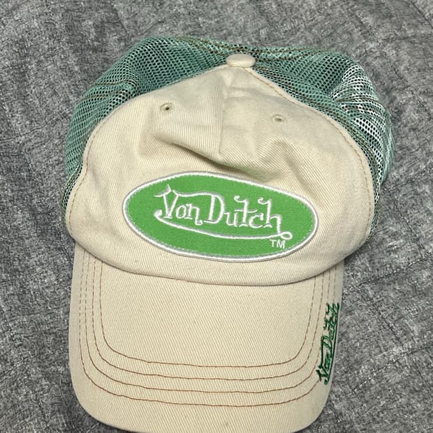 본더치 그린 매쉬캡 모자