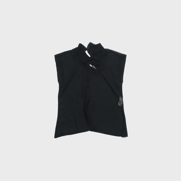 COMME des GARCONS