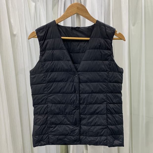 임블리 브이넥 구스다운 여성 경량 패딩 조끼  1734