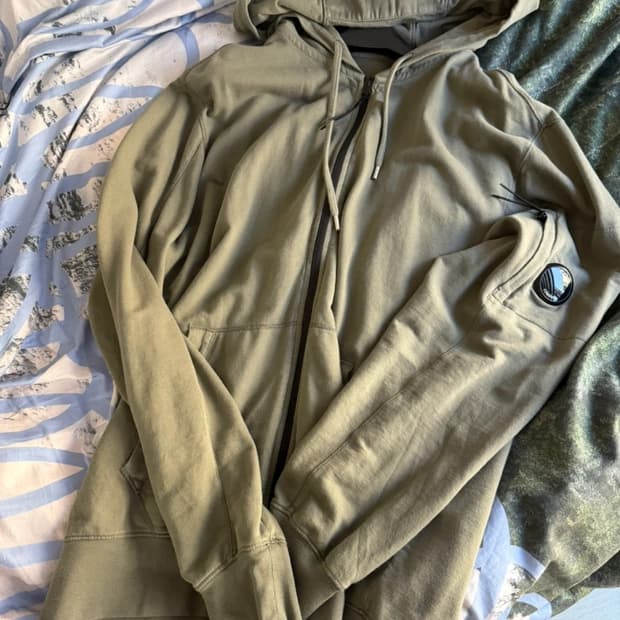 급처 정품 CP컴퍼니 라이트웨이트 후드집업 카키 (XL) (100)