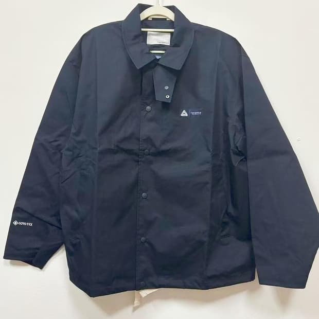 나나미카 X 팔라스 스케이트보드 고어텍스 코치 자켓