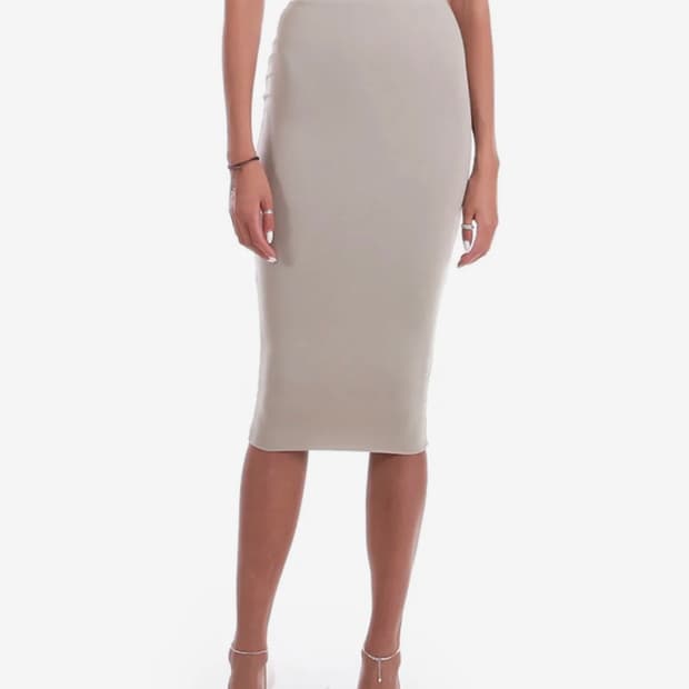 배드블러드 에고 심리스 팬슬 스커트