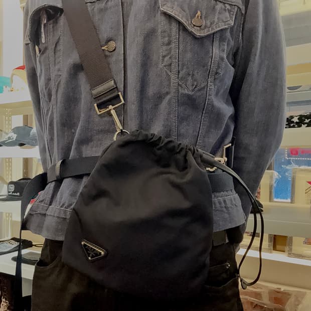 (파워정품)프라다 투웨이 파우치 크로스백 