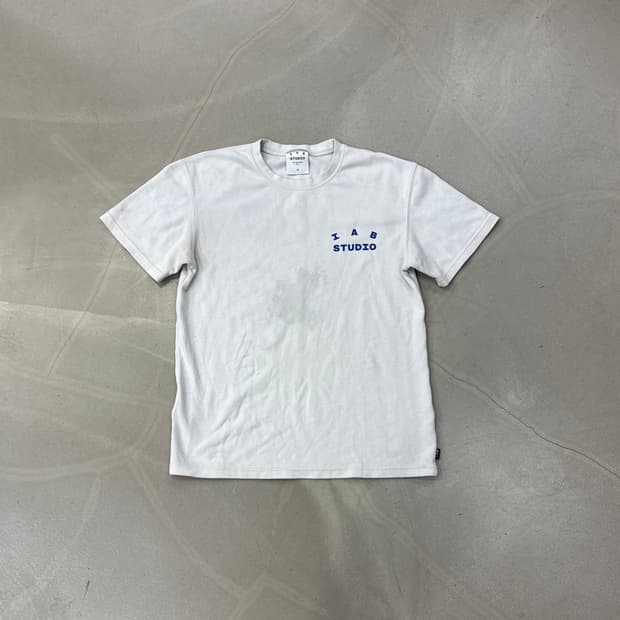 아이앱 스튜디오 반팔 M