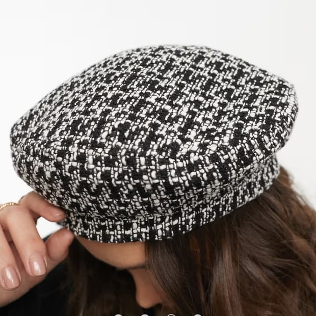 앤아더스토리즈 양모 베레모 판매합니다