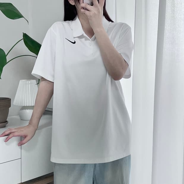 [정품] 나이키 화이트 스우시 드라이핏 반팔카라티 [ XL ]