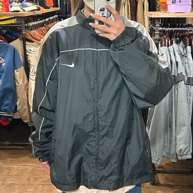 [HI] 나이키 바람막이 차콜