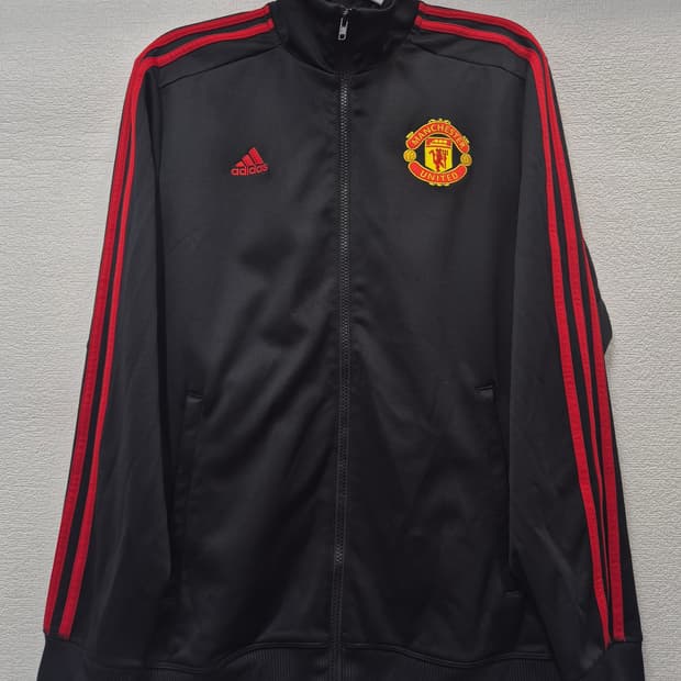 아디다스 맨유 대장급 블랙 트랙탑 져지 /105 (정품)