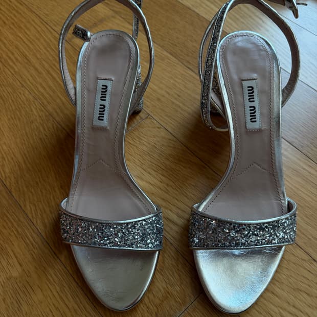 미우미우 구두 36사이즈 풀박스